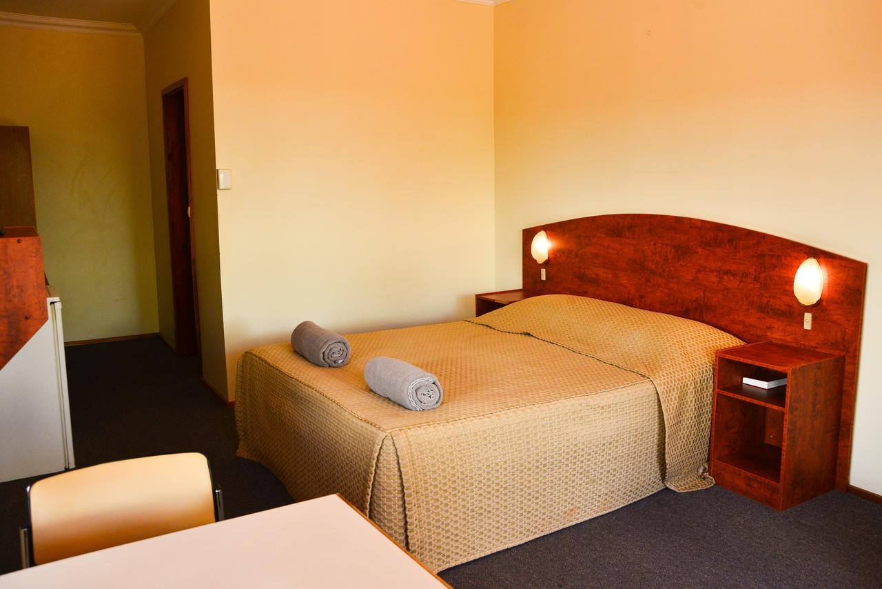 Erldunda Desert Oaks Resort Ghan Eksteriør bilde